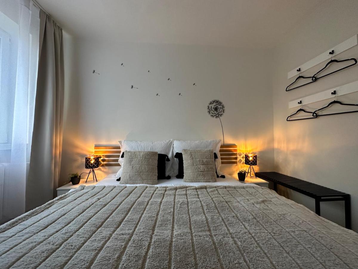 Morava Safarikova 855 Apartment
